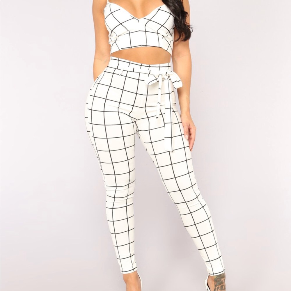Fashion nova Don’t be a square set